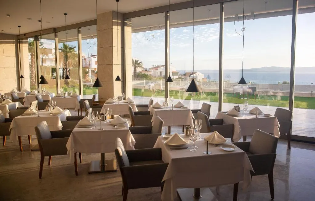 Restaurant, On'Live Hotel, Izmir