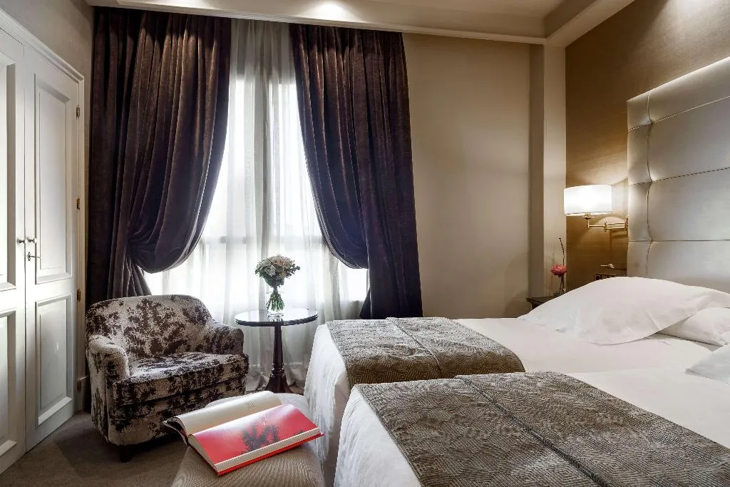 TWIN EXECUTIVE Room, Wellington Hotel & Spa Madrid, Madrid