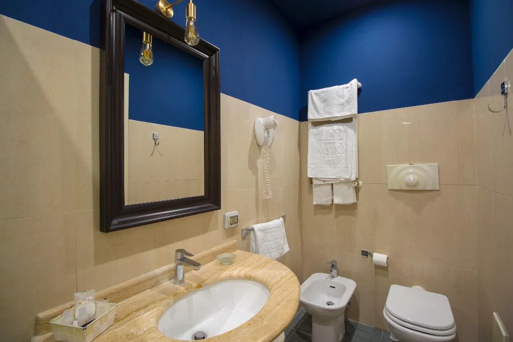 Room, Hotel Nuvo, Naples