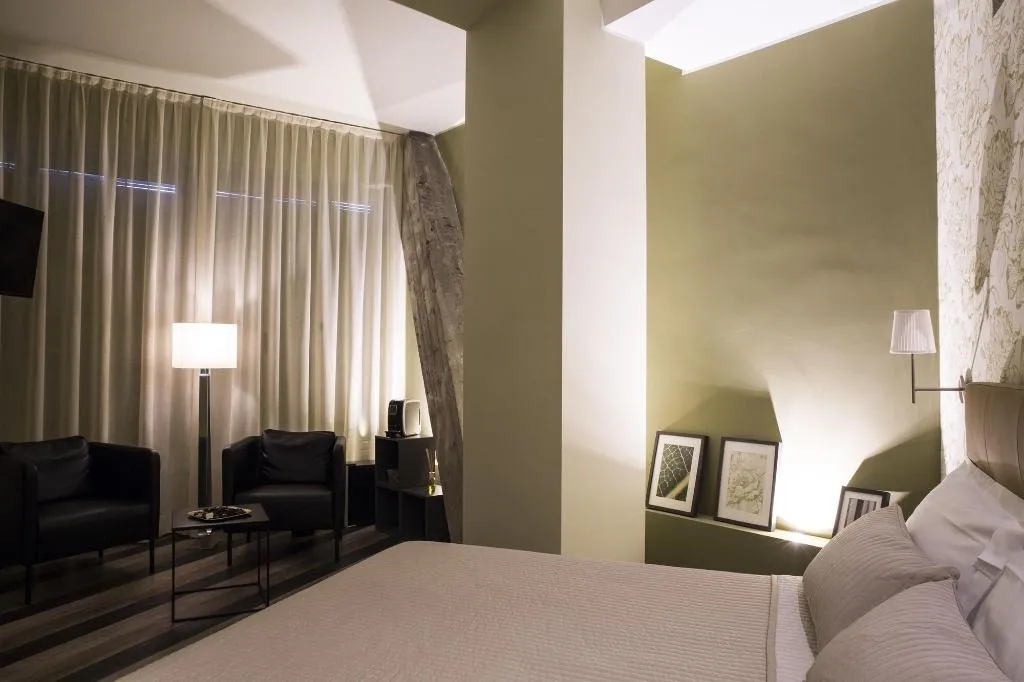 Room, Serendipity Rooms, Milan