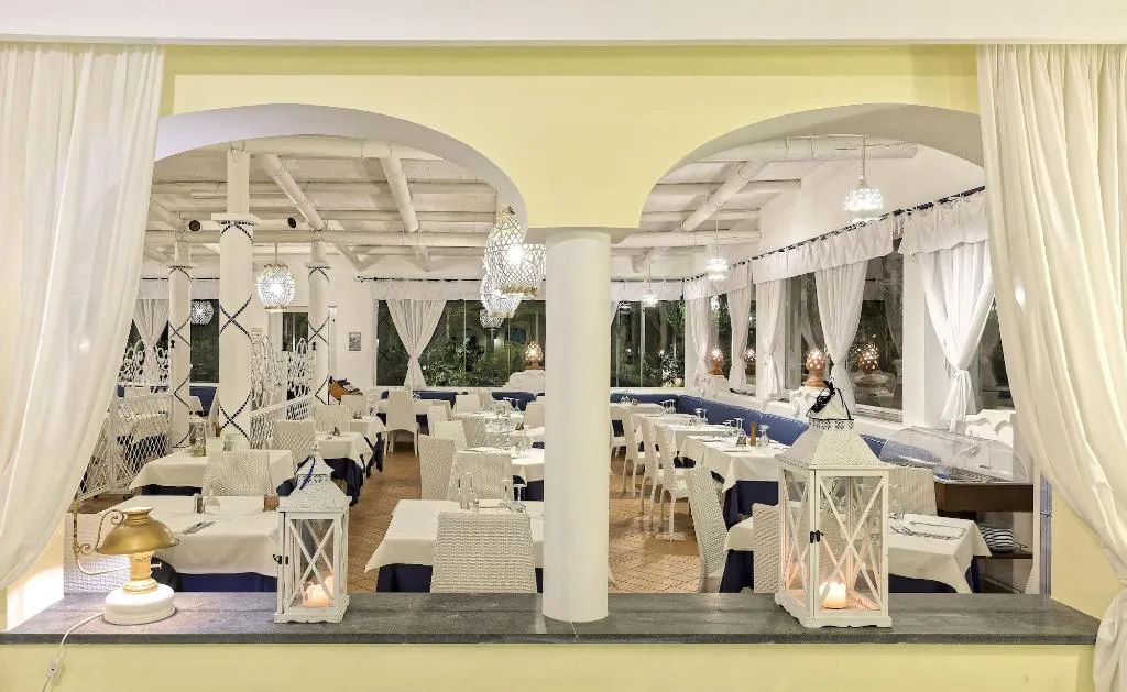 Restaurant, Hotel Tritone Resort & Spa, Naples