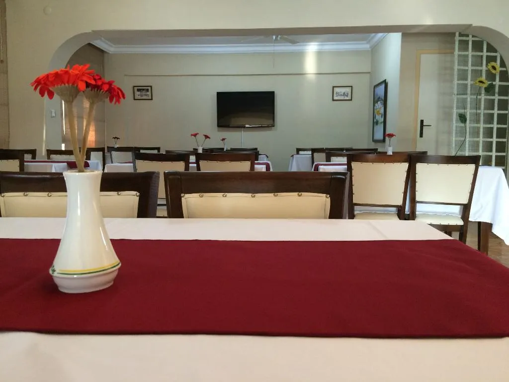Restaurant, Saturn, Izmir