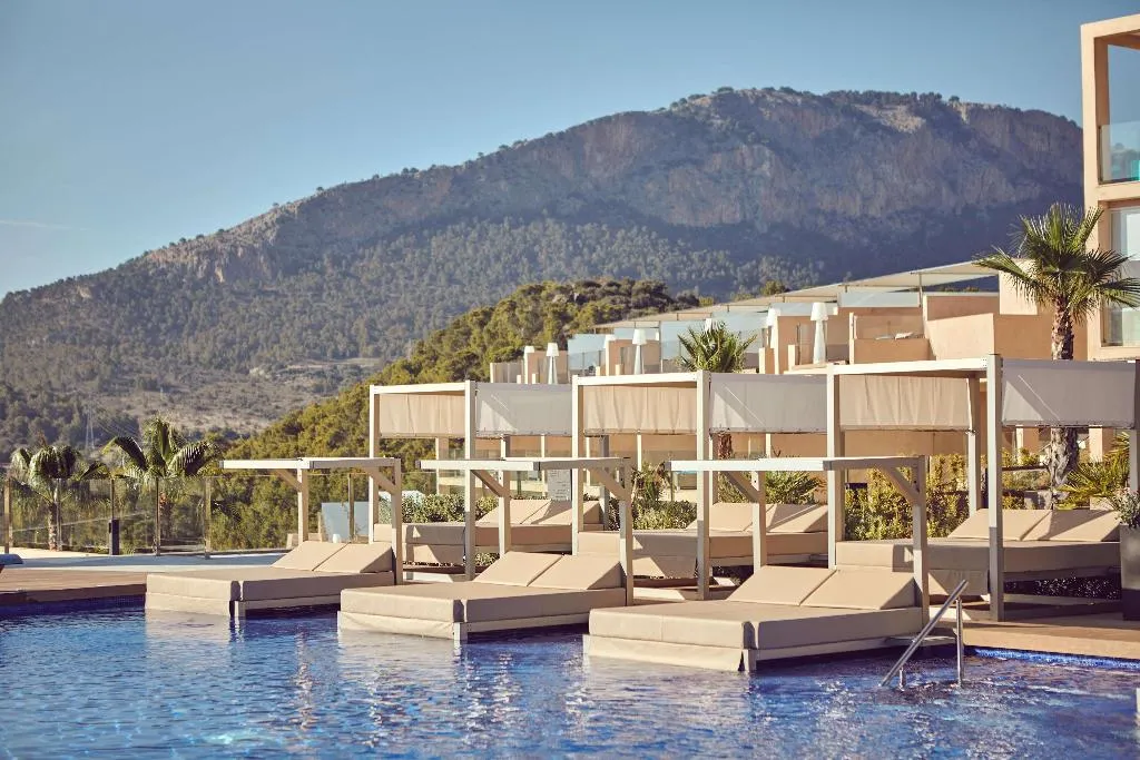Pool, Zafiro Palace Andratx, Majorca