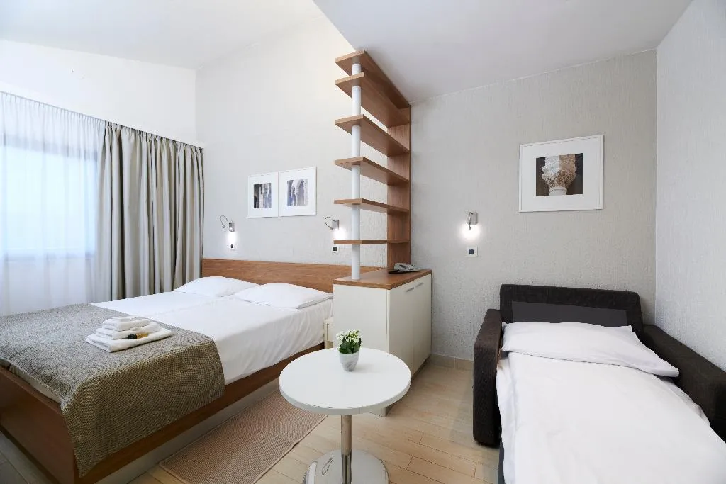 DOUBLE CLASSIC WITH TERRACE Room, Village Galijot Plava Laguna, Istria
