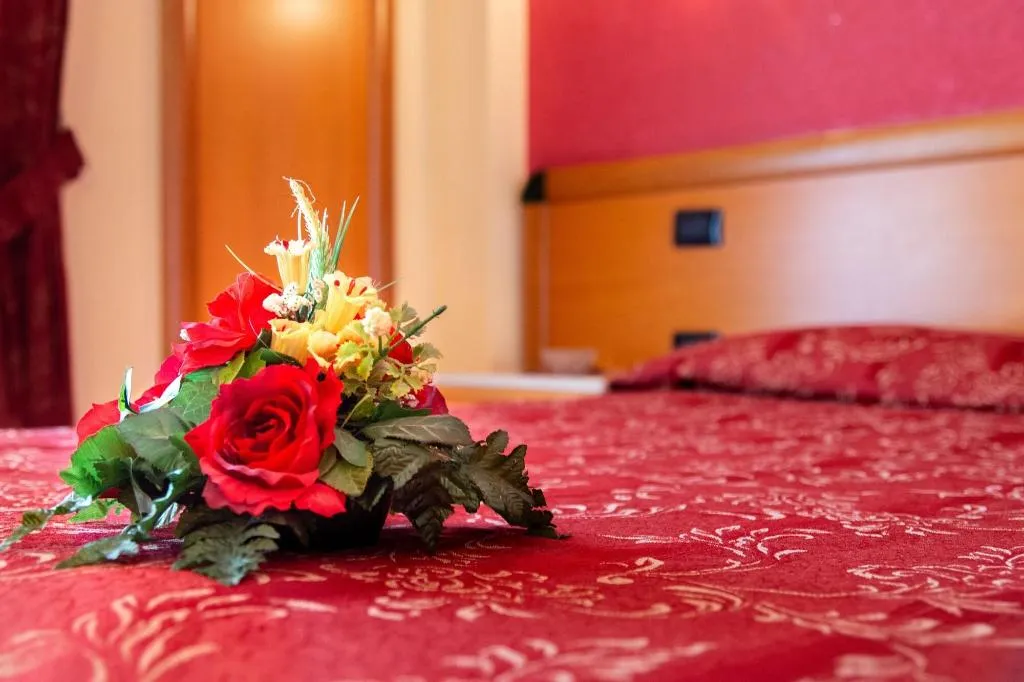 Room, Hotel Miramare, Naples