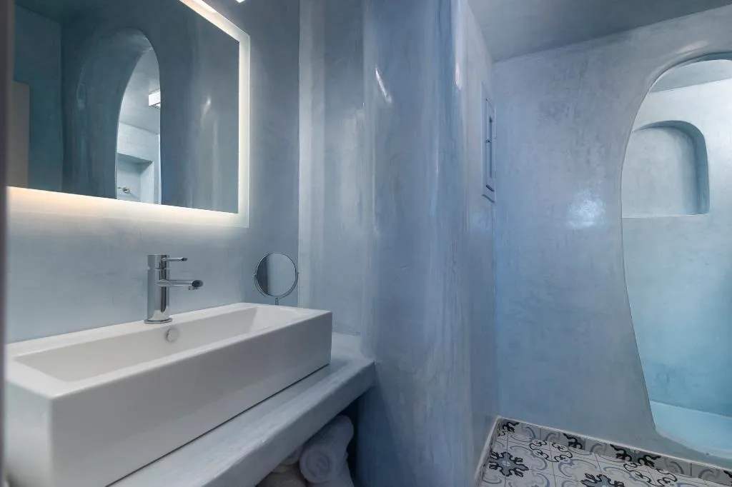 SUITE WITH JACUZZI Room, Sole D'Oro Luxury Suites, Santorini