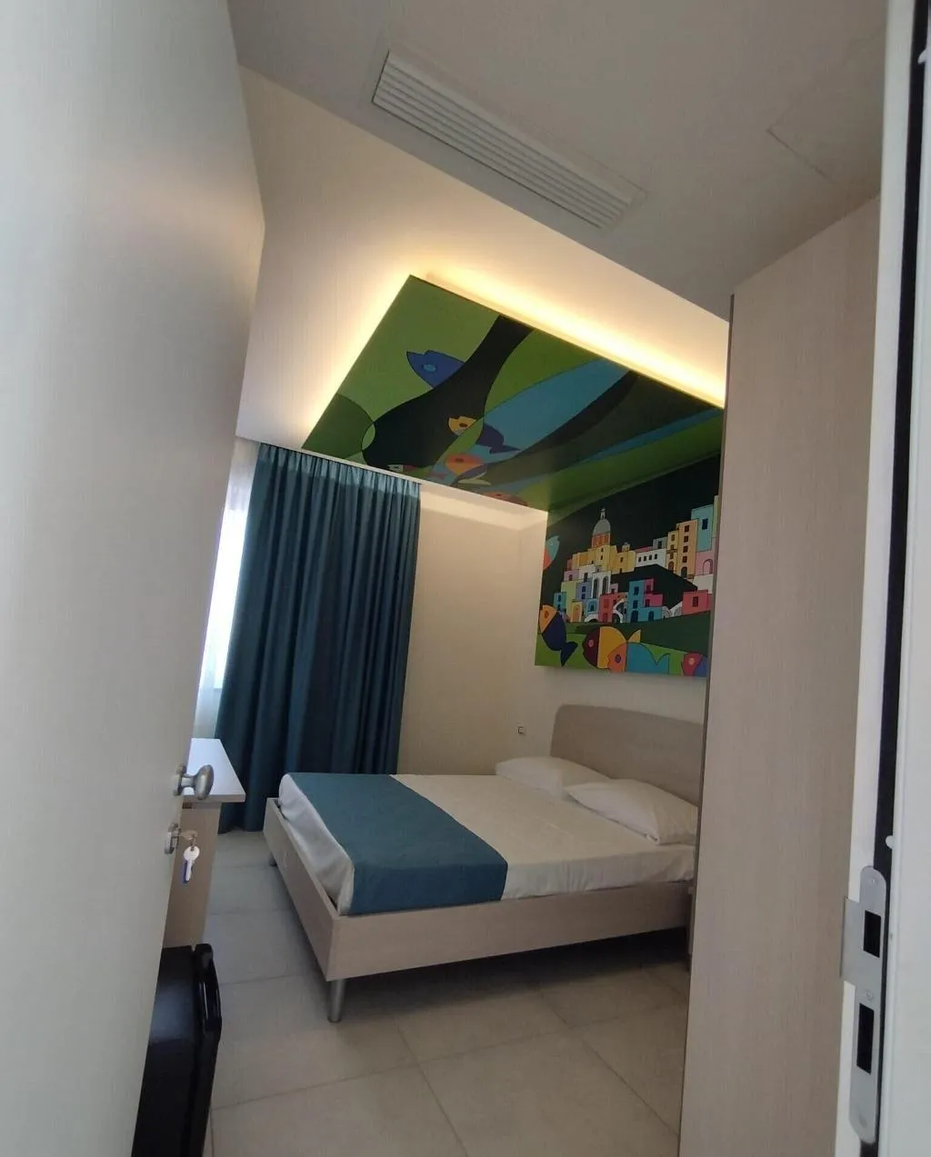 Room, Happyrooms, Naples
