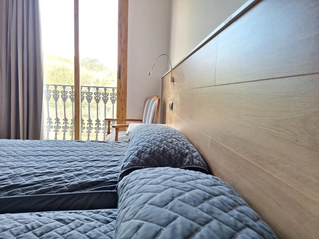 Double or Twin RIVER VIEW Room, Xauen, Valencia