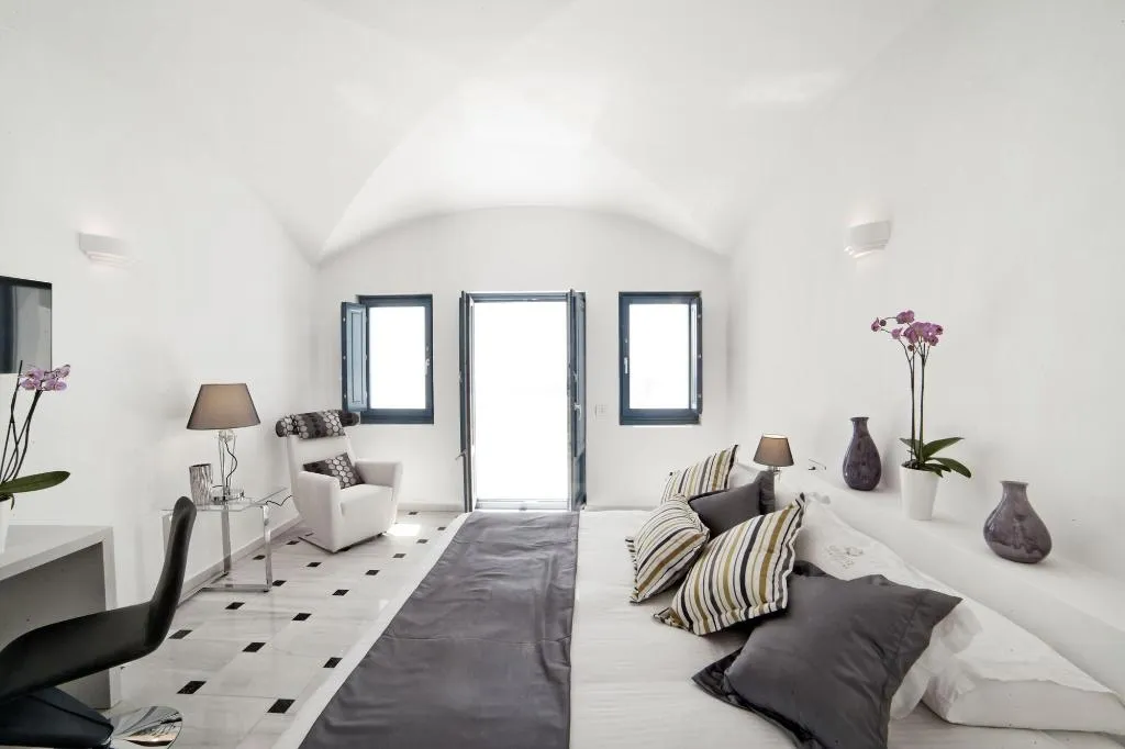 Room, Anteliz Hotel And Suites, Santorini