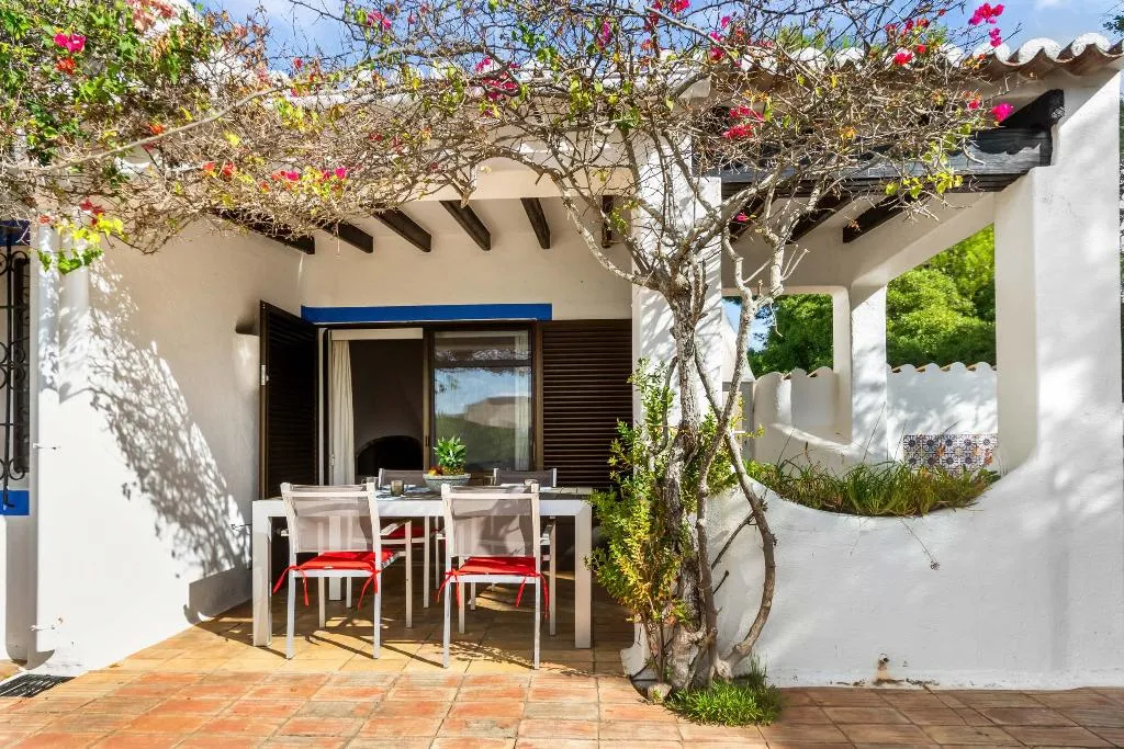 VILLA TWO BEDROOMS Room, Quinta do Paraiso, Algarve
