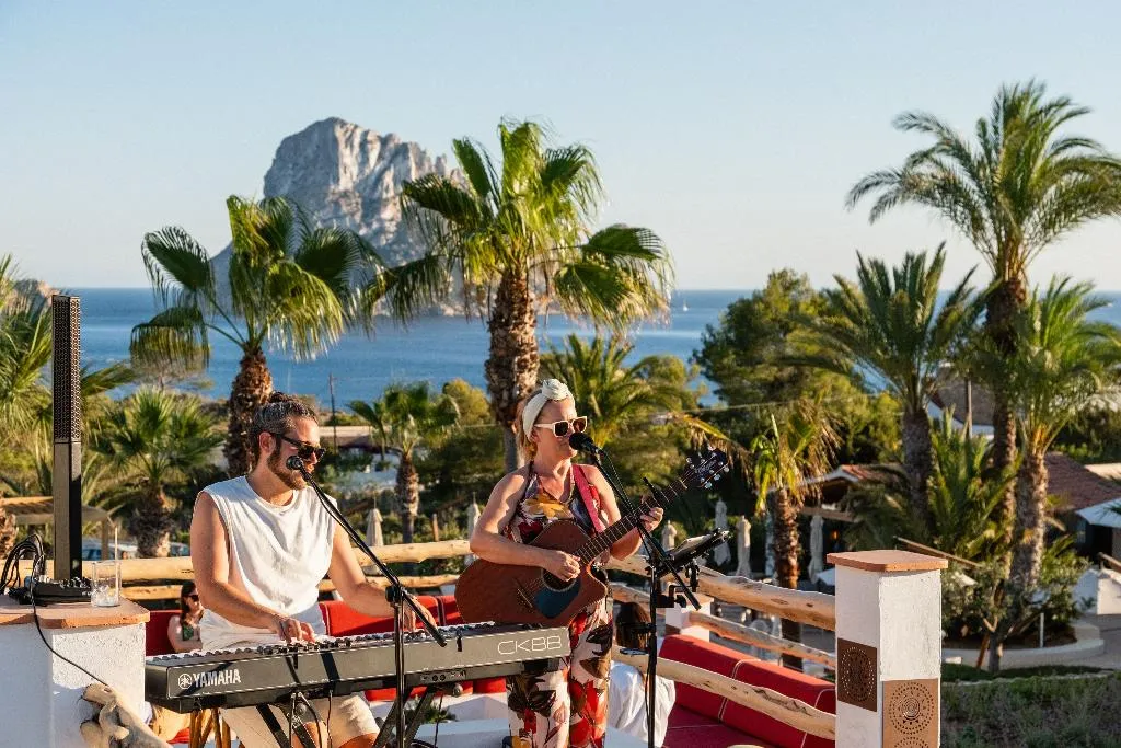 Sports and Entertainment, Petunia Ibiza - Adults Only, Ibiza