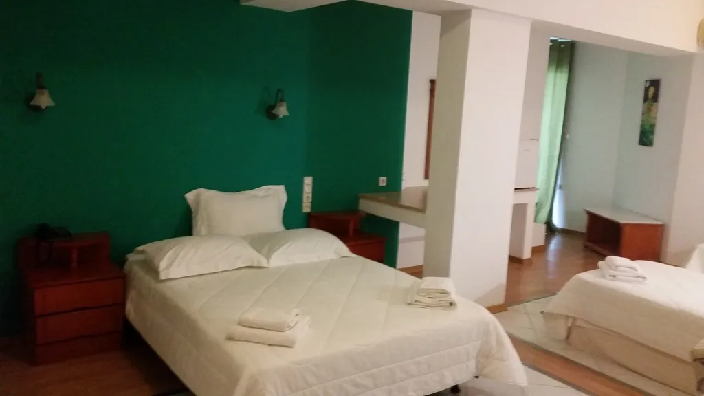 TRIPLE GARDEN VIEW Room, Olympic Village Hotel & SPA, Kalamata