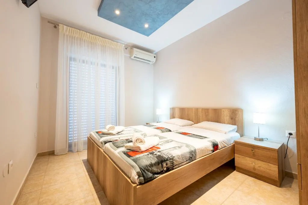 QUADRUPLE STANDARD Room, Milonas House Apartments, Halkidiki