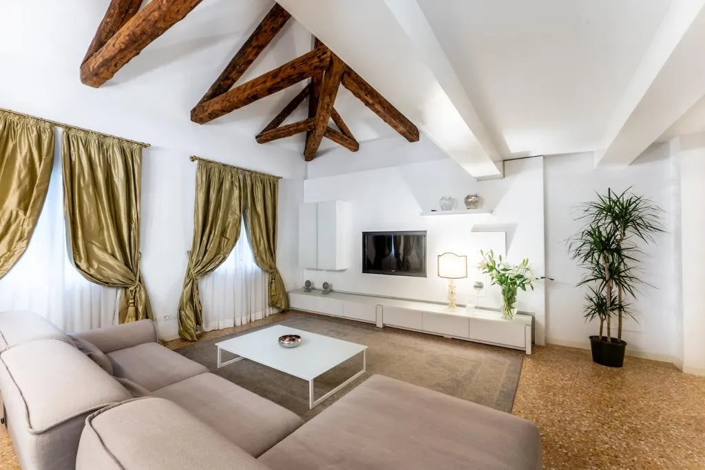 APARTMENT DELUXE Room, San Teodoro Palace  - Luxury Apartments, Venice