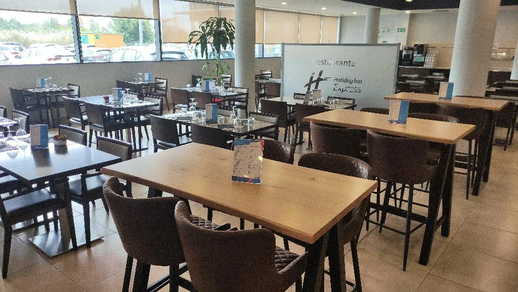 Restaurant, Holiday Inn Express Campo de Gibraltar-Barrios, Costa Del Sol