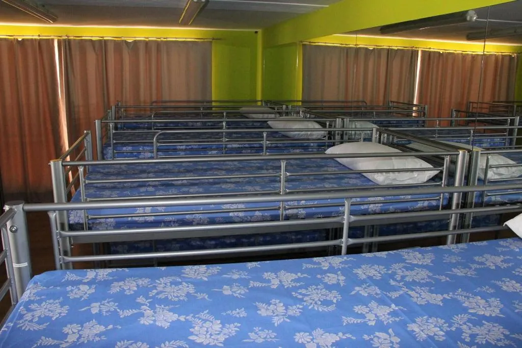 Room, Hostel & Gym Relise, Menorca
