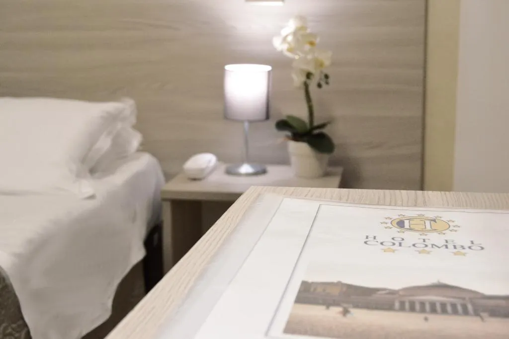 SINGLE STANDARD Room, Colombo, Naples