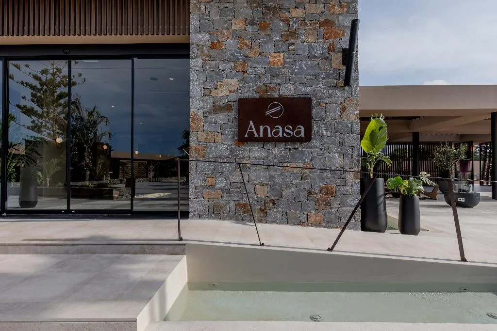 Restaurant, Pnoe Breathing Life, Crete