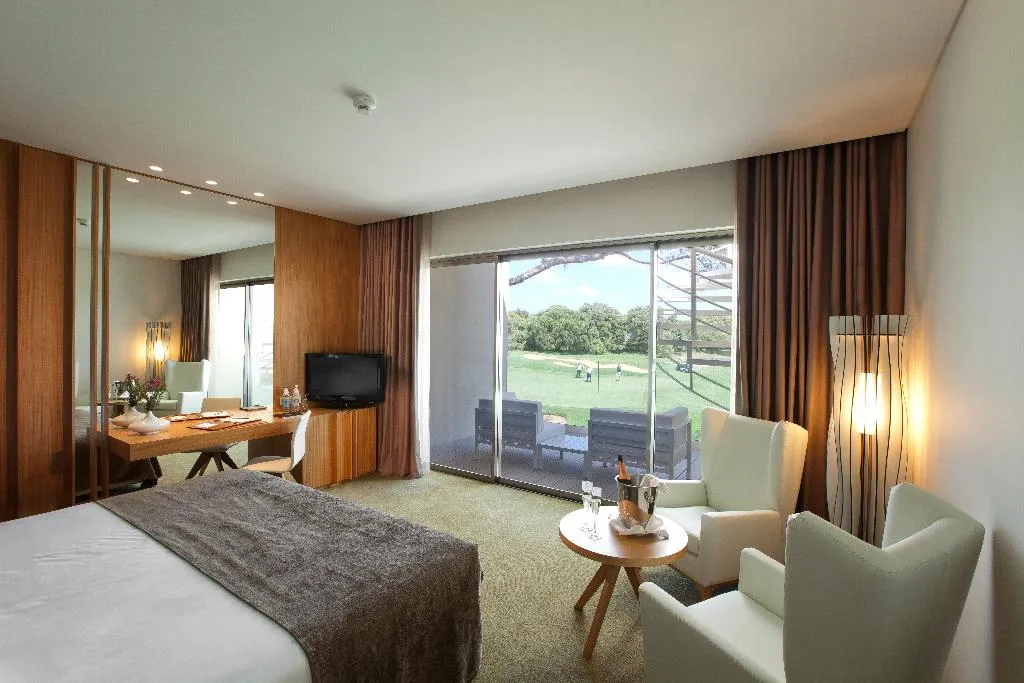 SUITE KING SIZE BED Room, Onyria Marinha Cascais, Vignette Collection, Lisbon
