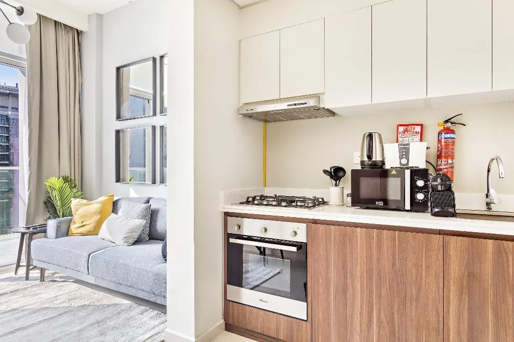 STUDIO CITY VIEW Room, Vera Residences, Dubai