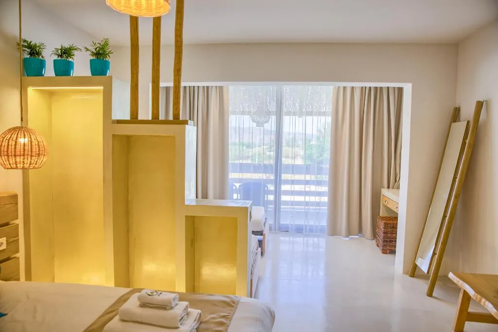 JUNIOR SUITE WITH PRIVATE POOL Room, Alia suites & Alia beachfront suites and spa, Rhodes