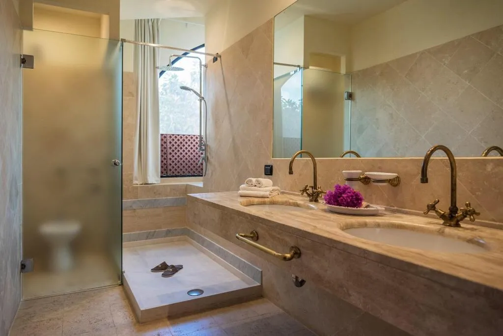 SUITE WITH DOUBLE BED Room, Costa Dei Fiori, Cagliari