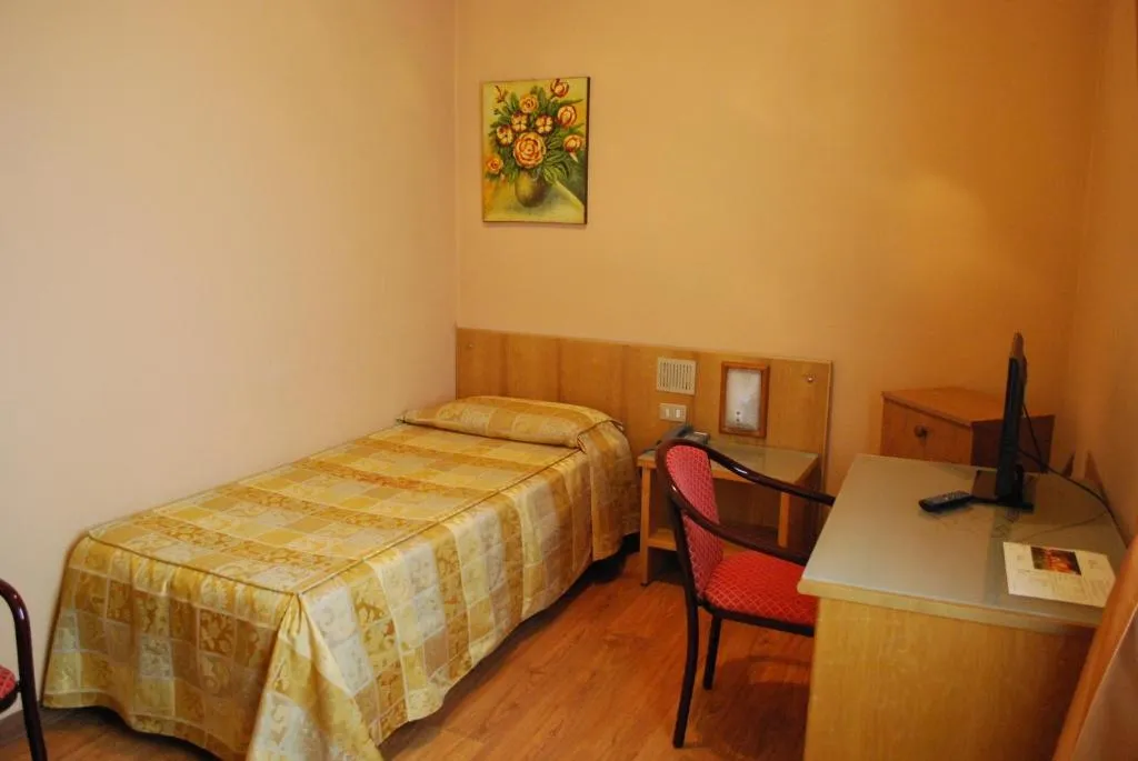 SINGLE ECONOMY Room, Tre Torri, Catania