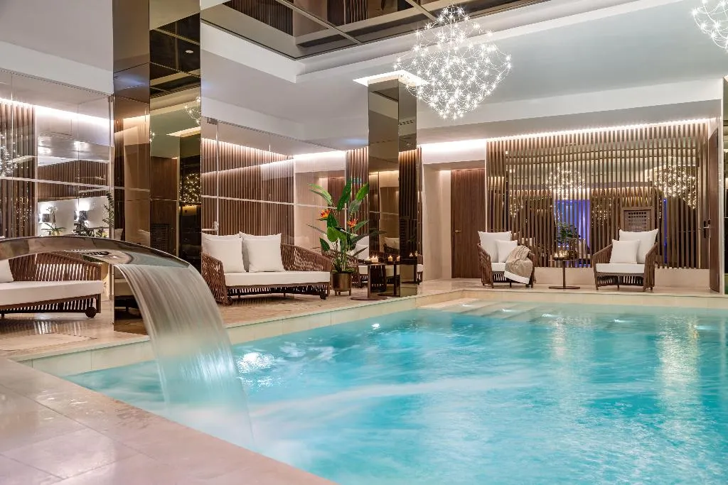 Pool, Palazzo Cordusio A Gran Melia Hotel, Naples