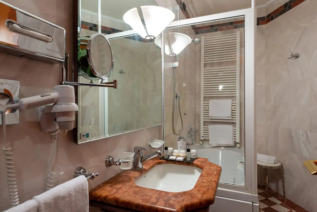 Double or Twin DELUXE Room, Grand Hotel Ortigia, Catania