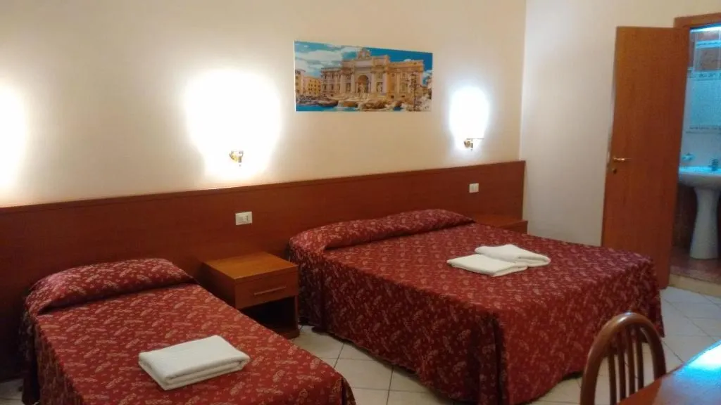 Room, A Casa Di Mei, Naples