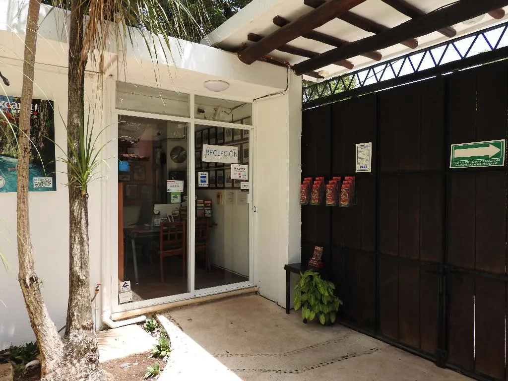 STUDIO WITH BALCONY Room, Casaejido, Playa Del Carmen