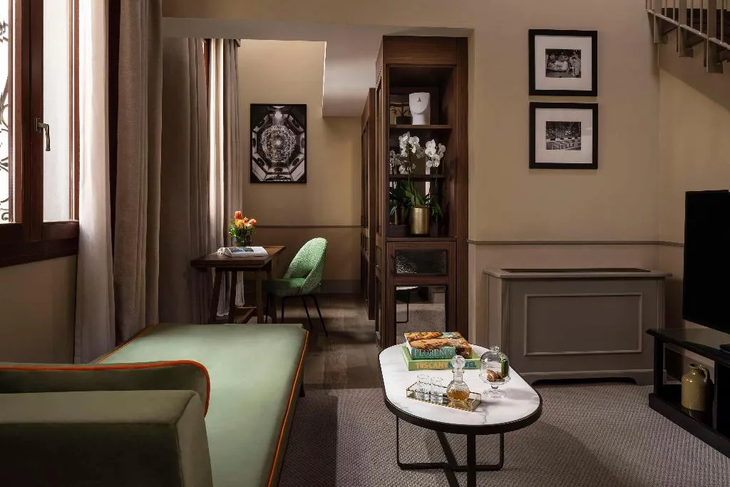 JUNIOR SUITE STANDARD Room, Tivoli Palazzo Gaddi Firenze Hotel, Florence