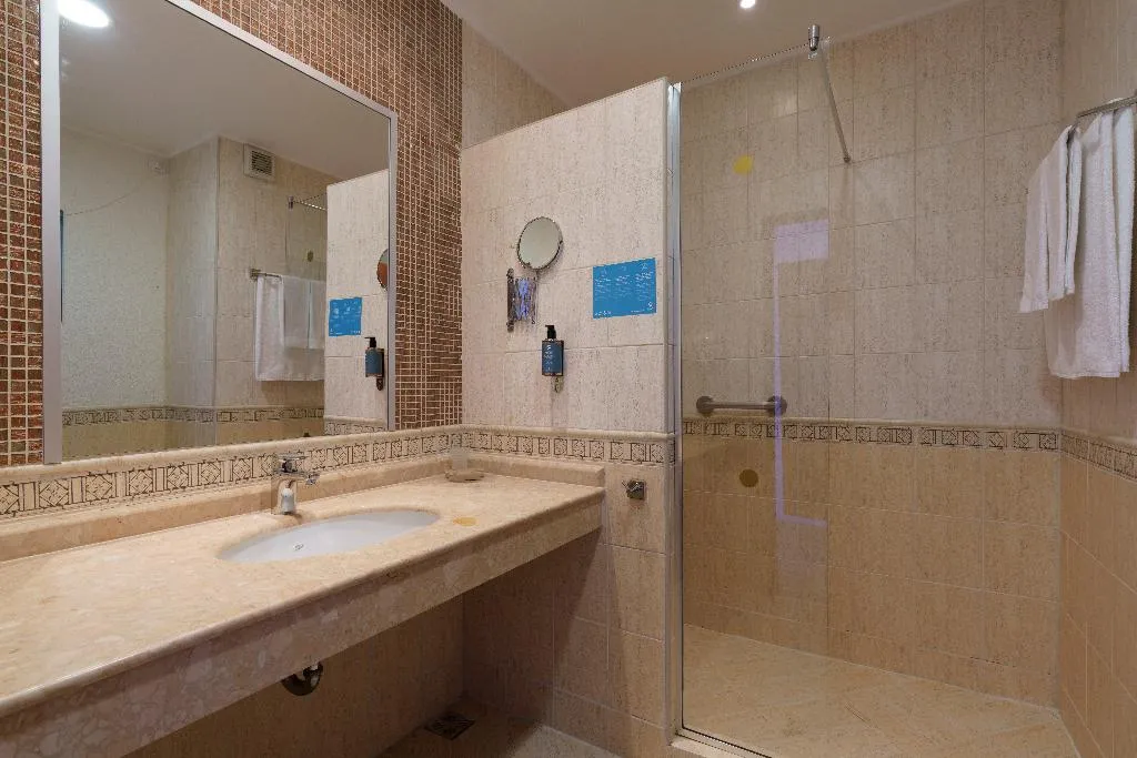 Double or Twin SUPERIOR CAPACITY 4 Room, Alua Helios Bay, Bourgas