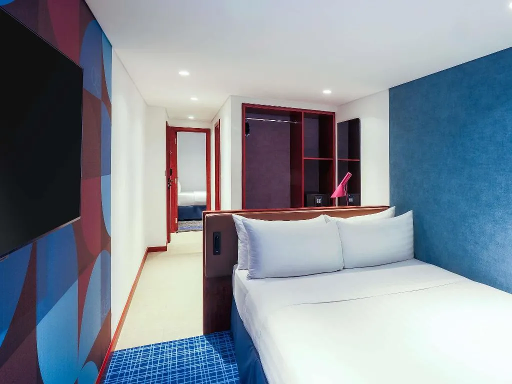 FAMILY ROOM WITH DOUBLE BED Room, Queen Elizabeth 2, Dubai