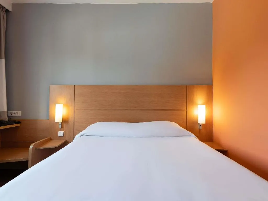 DOUBLE WITH DOUBLE BED Room, Ibis fes, Fez