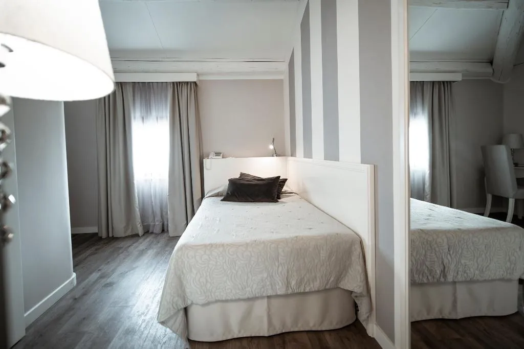 SINGLE CLASSIC Room, Bonotto Hotel Belvedere, Venice