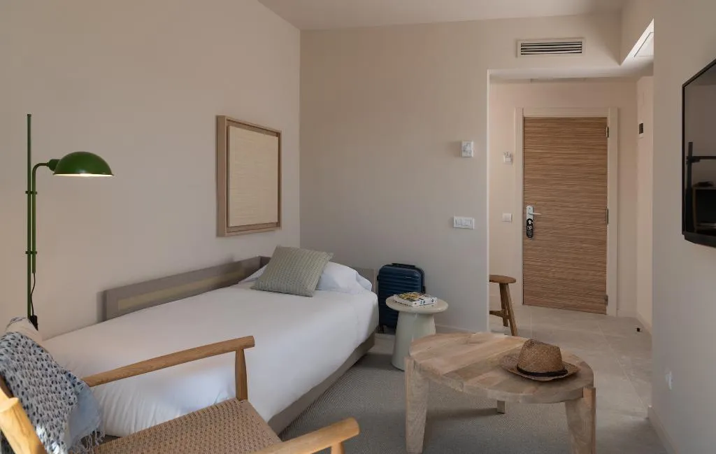 TRIPLE SUPERIOR Room, Aqua Hotel Bertran Park**** Adults Recommended, Costa Brava