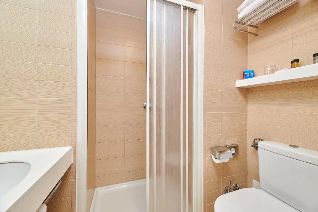 SINGLE WITH BALCONY Room, Hotel Albatros Plava Laguna, Istria