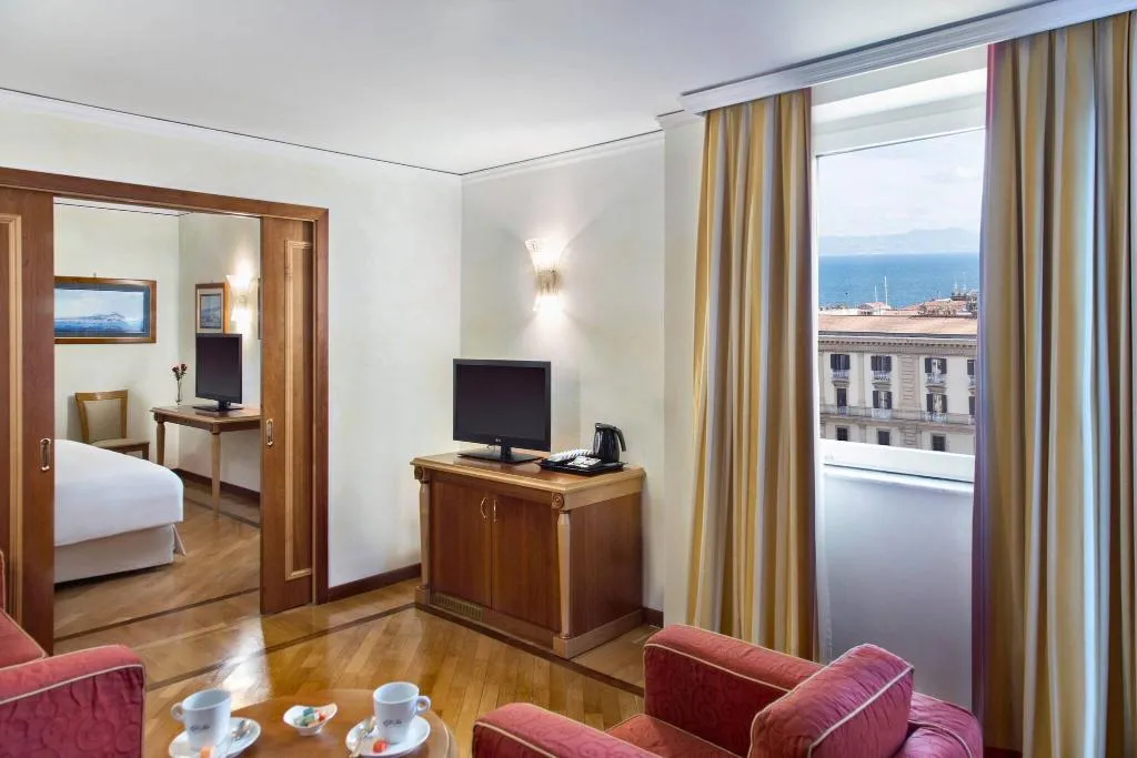 SUITE KING BED ONE BEDROOM  Room, Renaissance Naples Mediterraneo, Naples