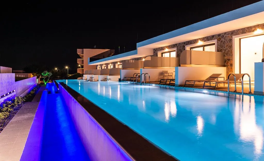SUITE SUPERIOR WITH PRIVATE POOL Room, Zoes, Rhodes