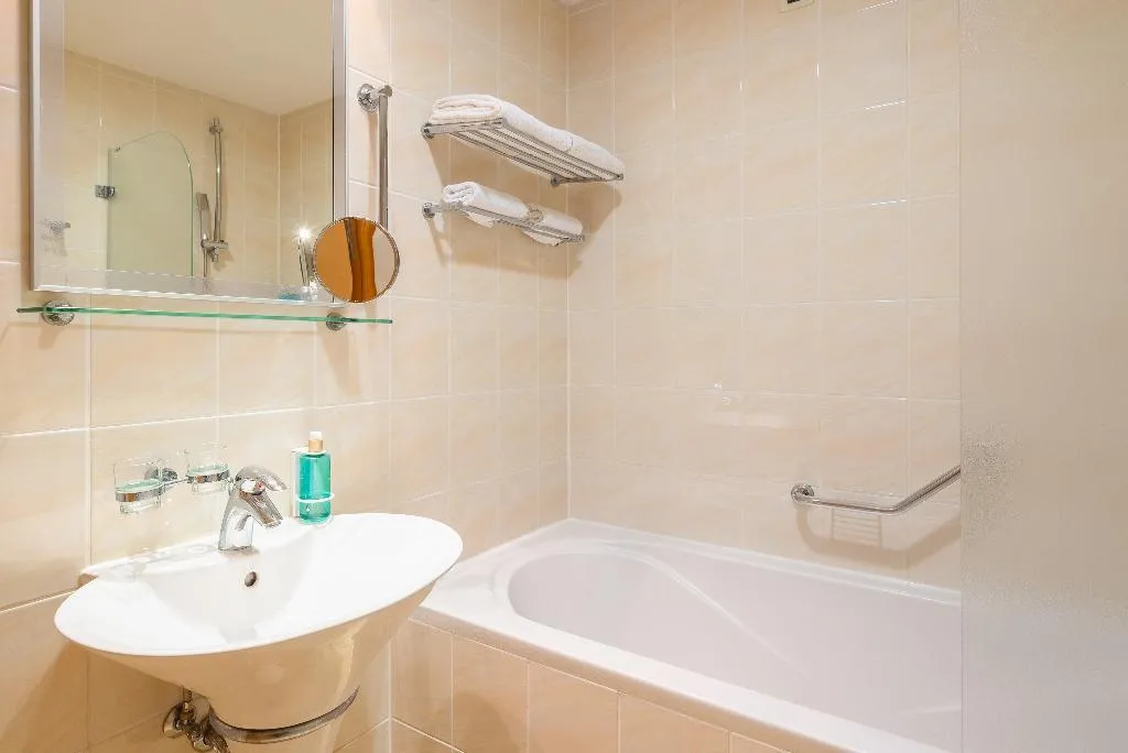 JUNIOR SUITE COMFORT Room, Aminess Vival Grand Azur Hotel, Dubrovnik