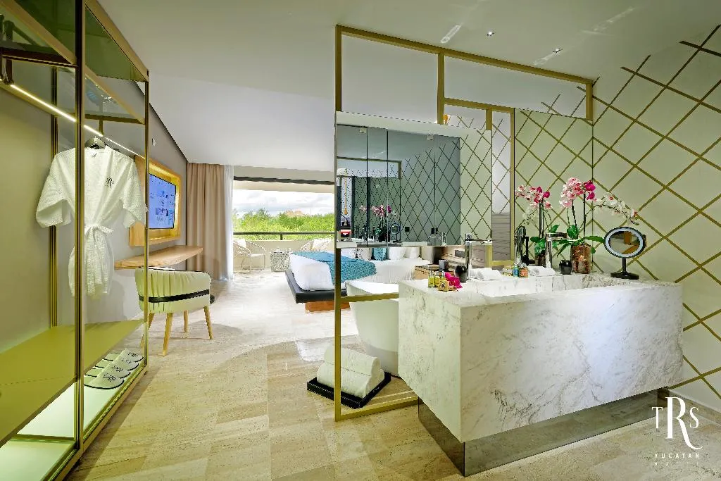 SUITE WITH JACUZZI Room, TRS Yucatan Hotel, Cancun Area