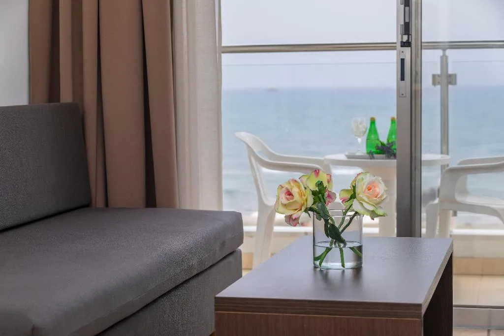 APARTMENT SEA VIEW ONE BEDROOM Room, Costantiana Beach Hotel Apts, Cyprus