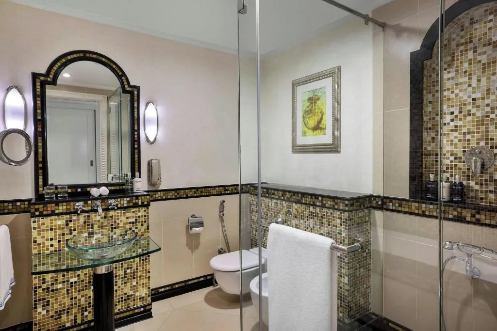 TWIN OCEAN FRONT Room, Habtoor Grand Resort, Autograph Collection, Dubai