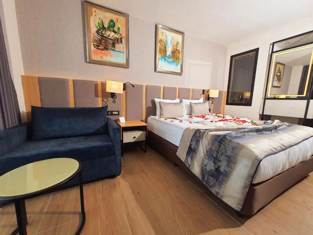 SUITE POOL VIEW TWO BEDROOMS Room, Sunthalia Hotels & Resorts +16 Age Adults Only, Antalya