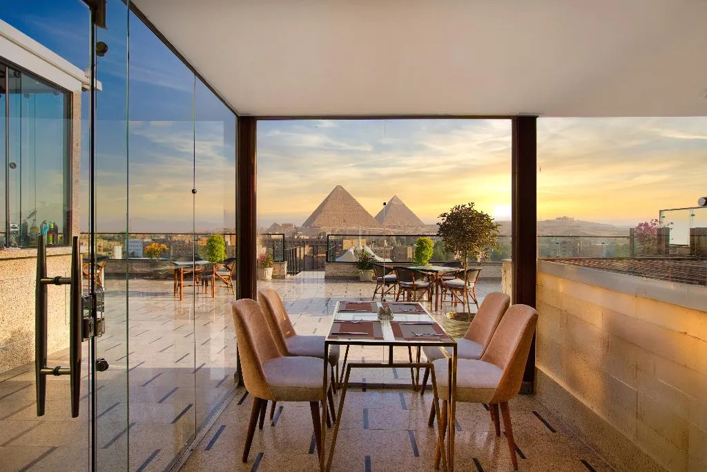 Restaurant, Pyramids Yard Hotel, Cairo