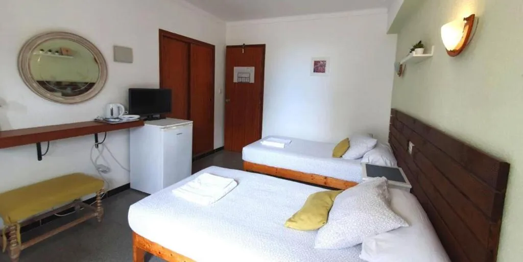 Room, Hostal Saturno, Majorca