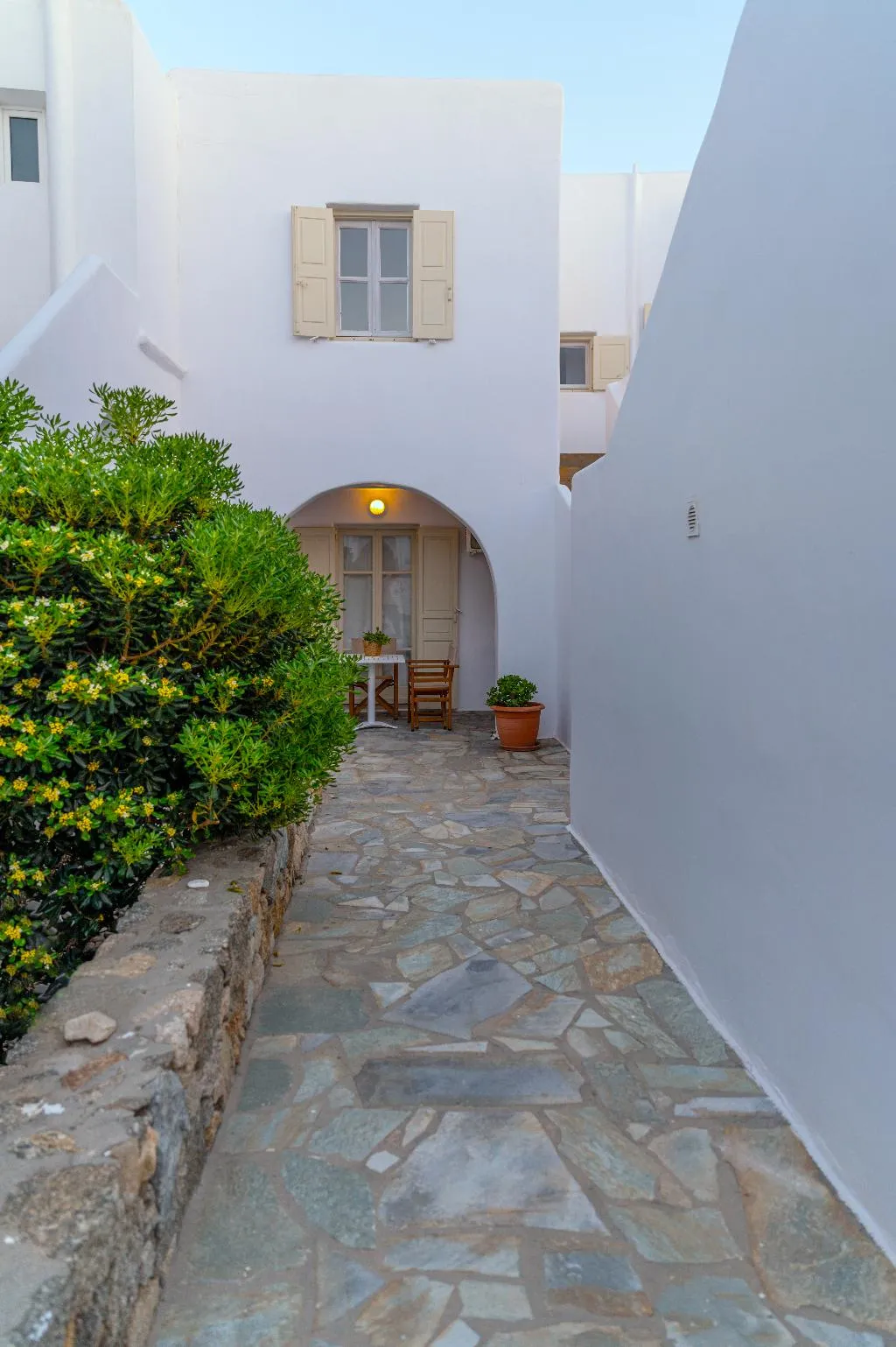 TRIPLE DELUXE GARDEN VIEW Room, Mykonos Twins, Mykonos