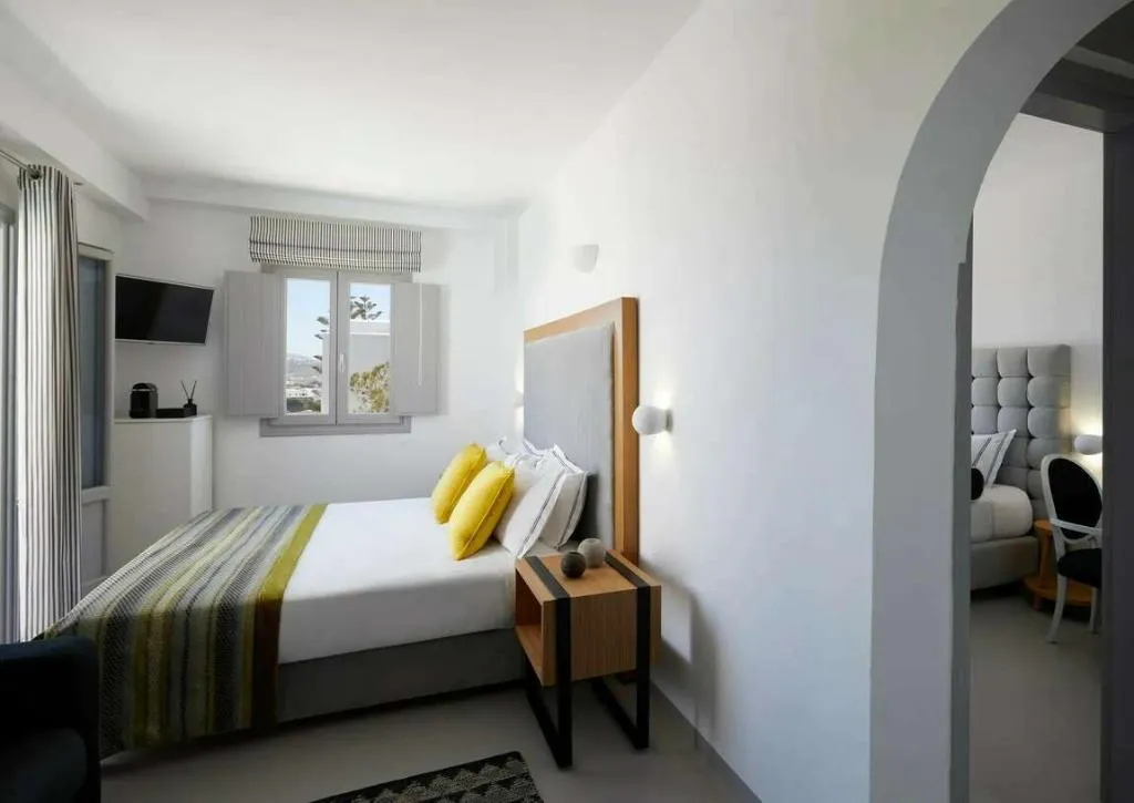 SUITE TWO BEDROOMS ONE BATHROOM Room, Kalisti Hotel & Suites, Santorini