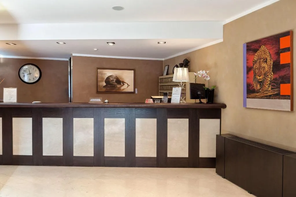 Lobby, Viva Hotel, Naples